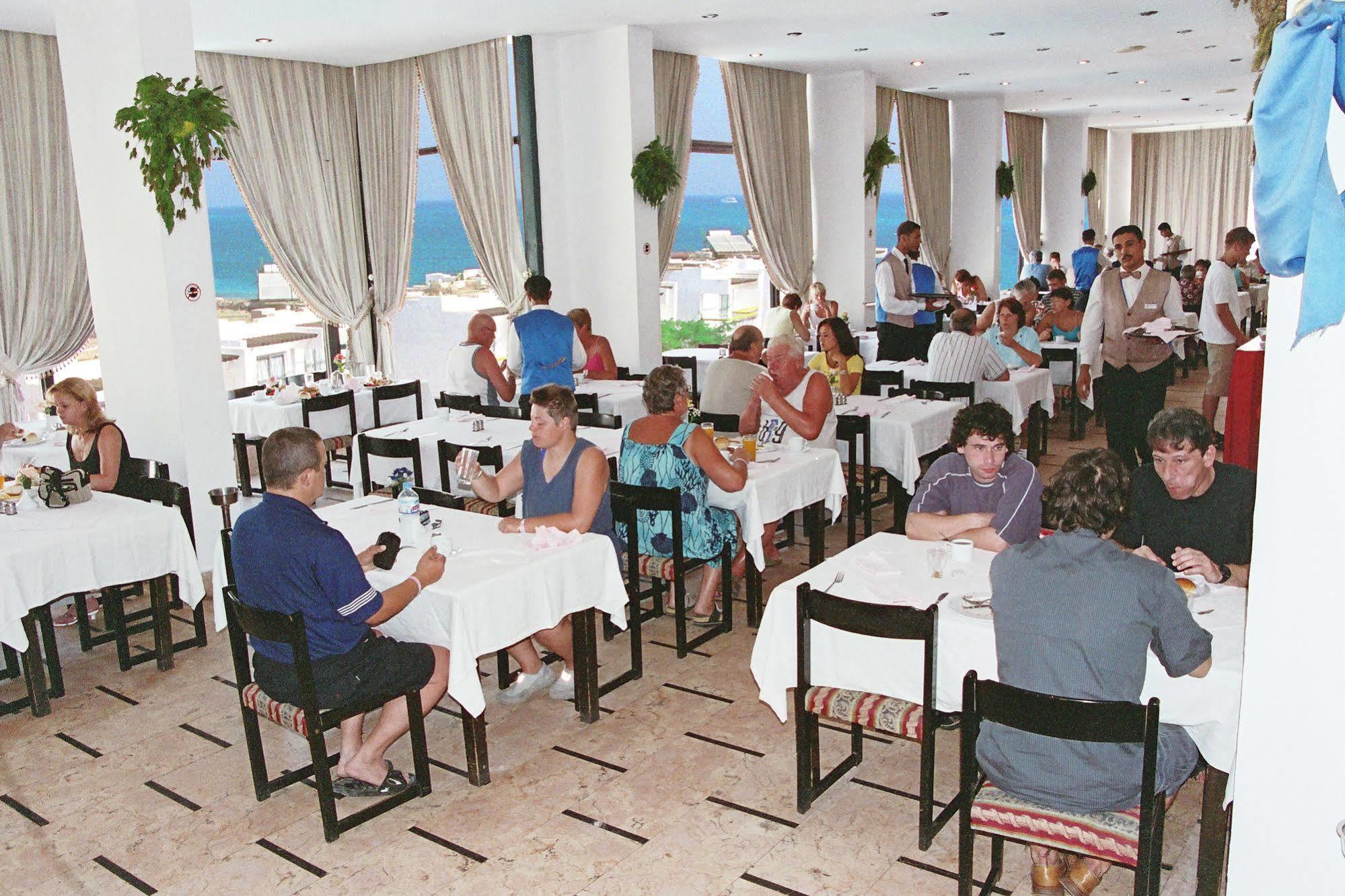 Beirut Hotel 洪加達 外观 照片