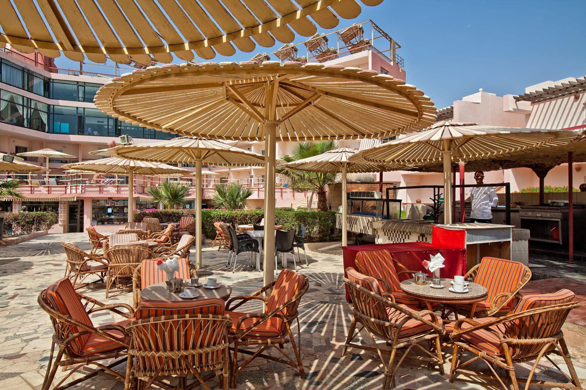 Beirut Hotel 洪加達 外观 照片