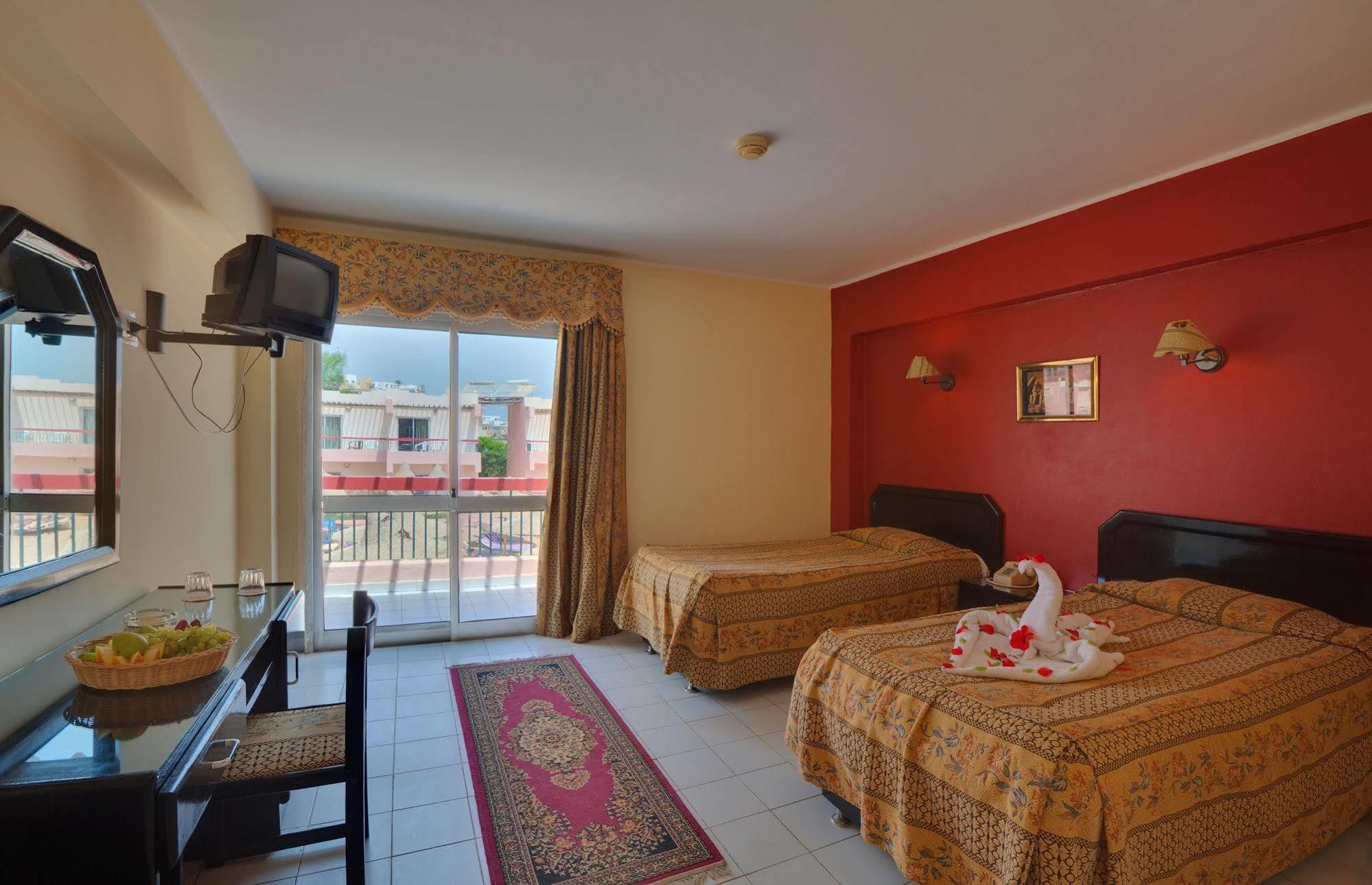 Beirut Hotel 洪加達 外观 照片